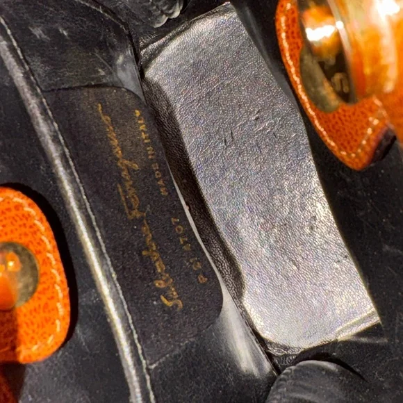 Salvatore Ferragamo Brown Patchwork Shoulder Bag Gancini suede *rare* - Picture 6 of 14